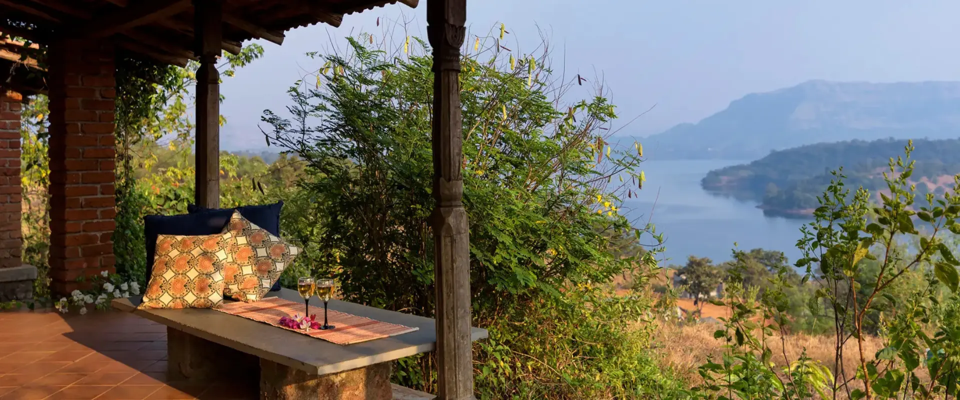 Sustainable Living, Natural Hideaway